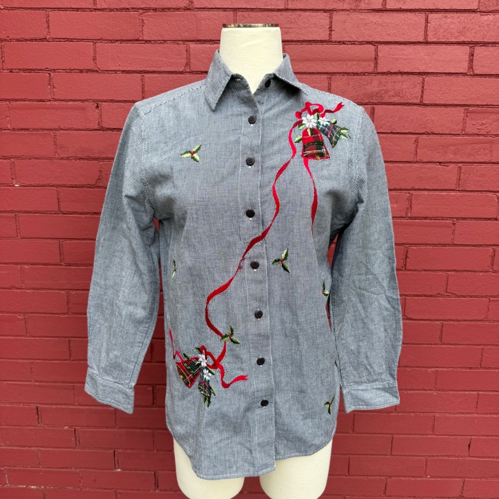 Casey & Max Shirt Womens Small Houndstooth Christmas Bell Embroidered‎ Holiday